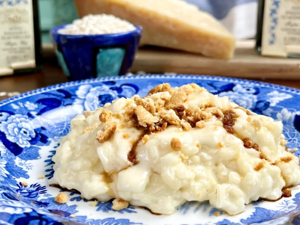 risotto con fonduta di parmigiano e aceto balsamico